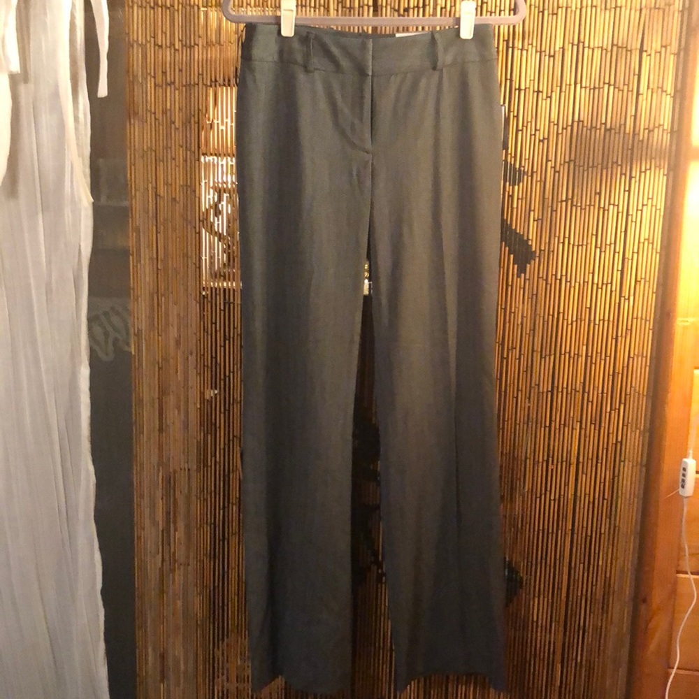 Ladies size 2 Alfani trousers flare leg